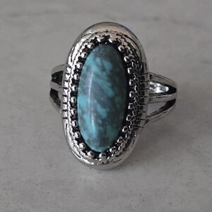 Bohemian Hippie Style Silver Tone Metal Faux Marbled Turquoise Oval Ring Size 8
